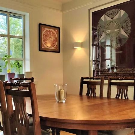 Icelandic Art Garden Villa W. Parking In Centre City Рейкявик Екстериор снимка